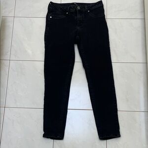 1822 Denim Women's Black Skinny Jeans
